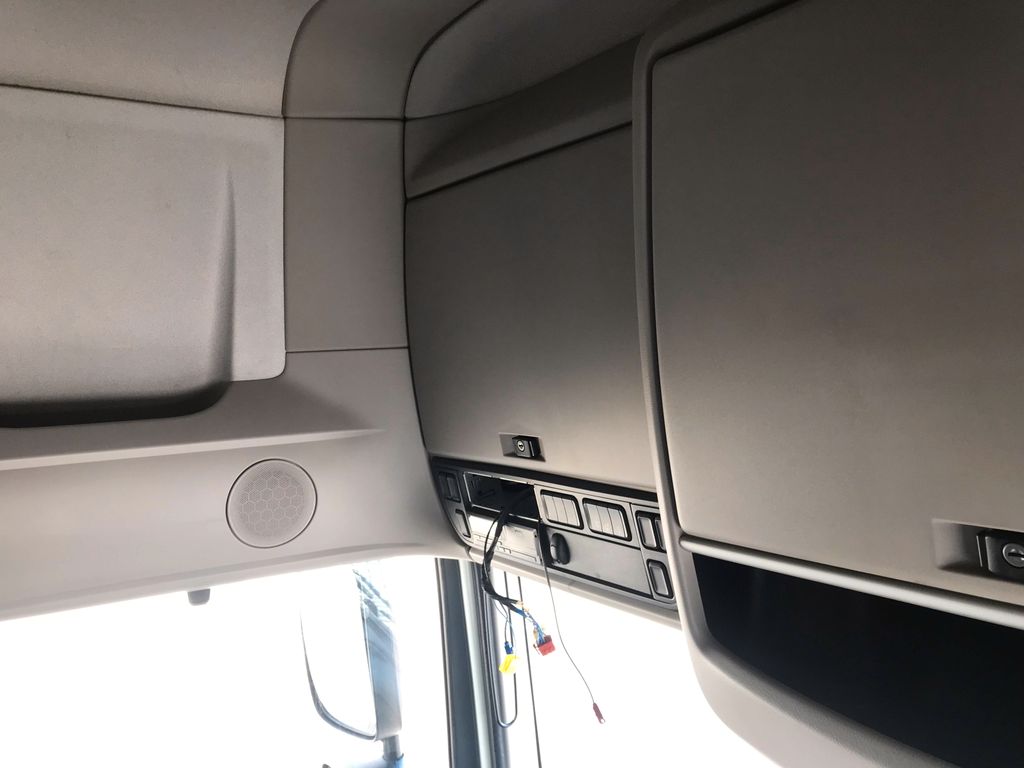 DAF XF 480 FT SSC, TraXon, ZF Intarder, Low Deck - Photo 28