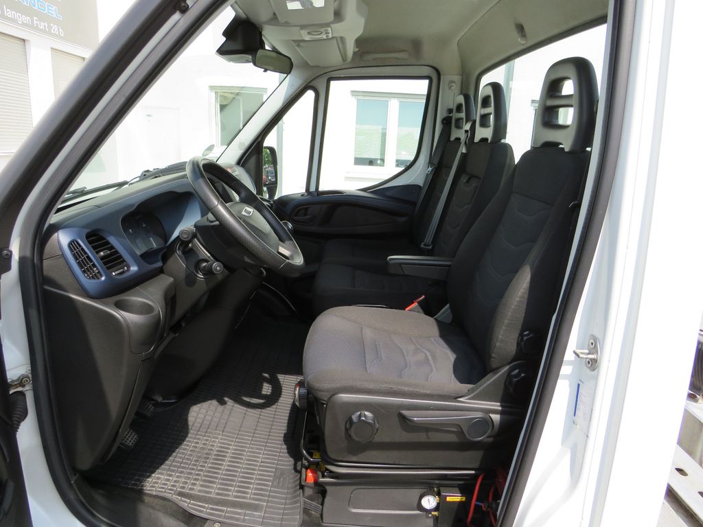 Iveco Daily 35S18 - Photo 30