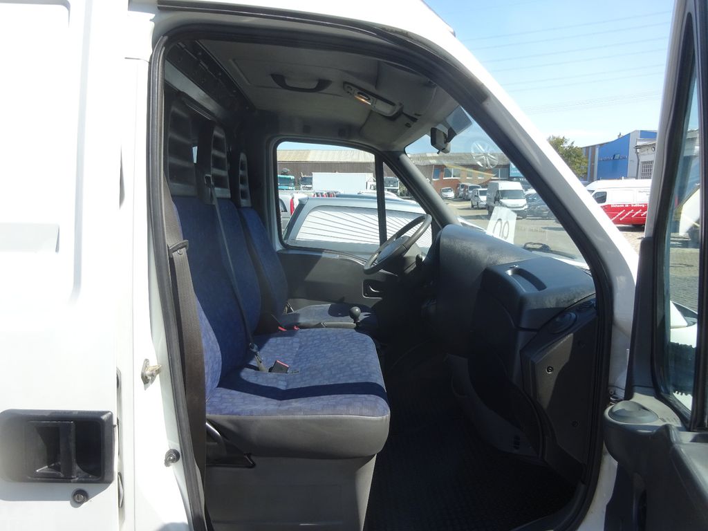 Iveco Daily 35C13 2.8 ZWILLINGSBEREIFT - Photo 16