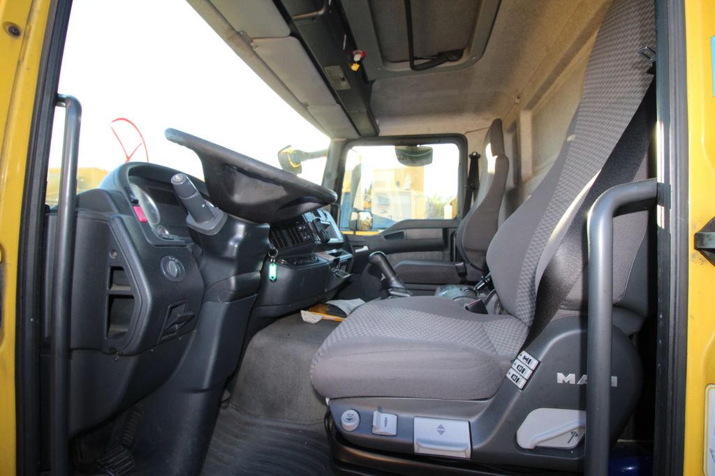 MAN TGL03 - Photo 20