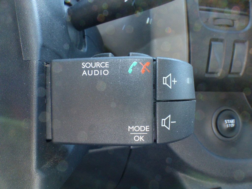 Renault Trafic 95 dCi-Energy Kasten L2H1 + Klima 3-Sitze - Photo 23