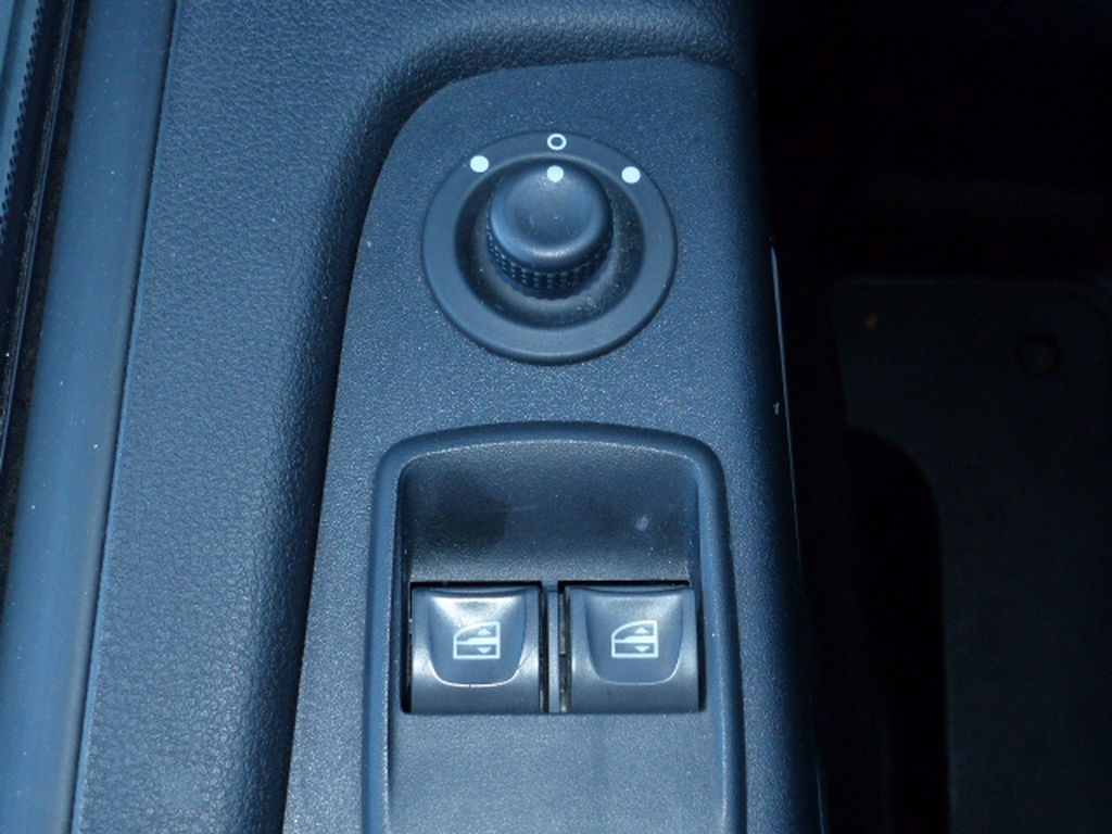 Renault Trafic 95 dCi-Energy Kasten L2H1 + Klima 3-Sitze - Photo 44