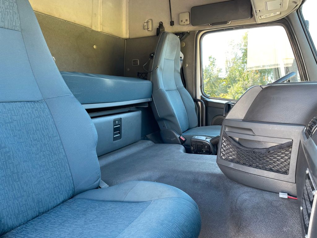 Volvo FM 450 ADR 660.000km - Photo 11