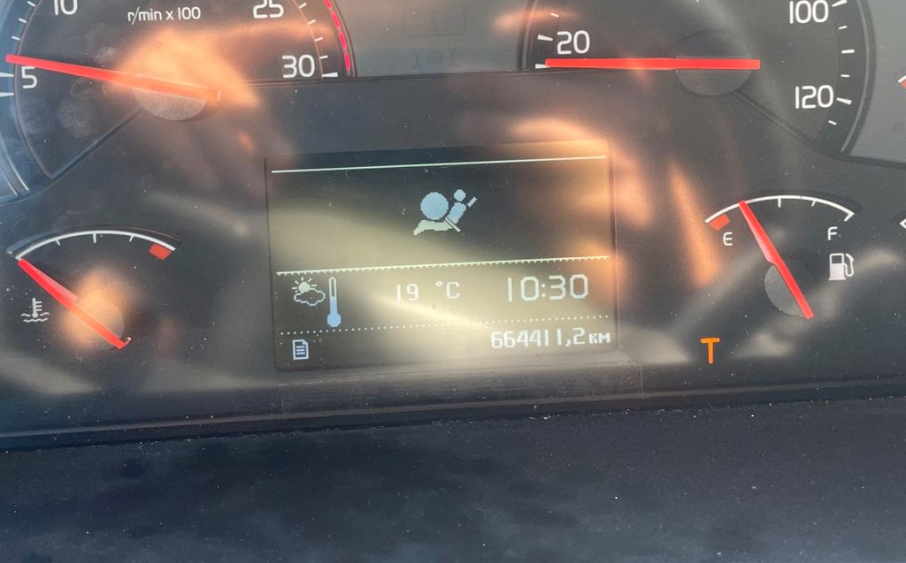 Volvo FM 450 ADR 660.000km - Photo 28