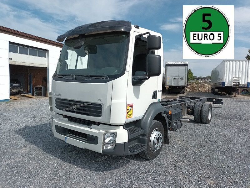 Volvo FL 12 -240 Chassis 11,9 to Klima 4x2