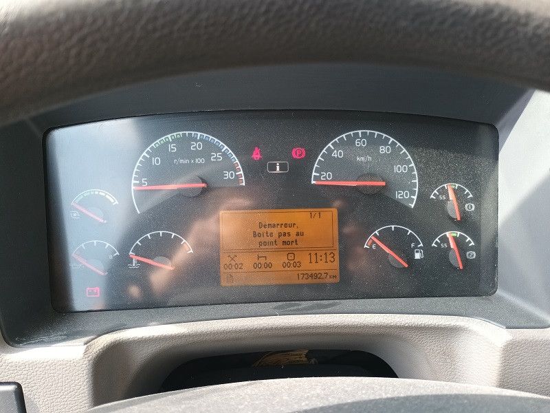 Volvo FL 12 -240 Chassis 11,9 to Klima 4x2 - Photo 32