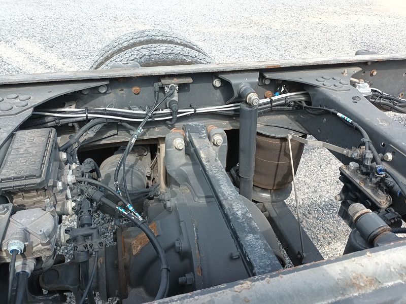 Volvo FL 12 -240 Chassis 11,9 to Klima 4x2 - Photo 37