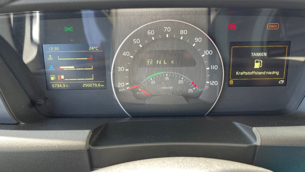 Volvo FH 420 LOWDECK MEGA GLOBETROTTER NUR 250.000 KM - Photo 12