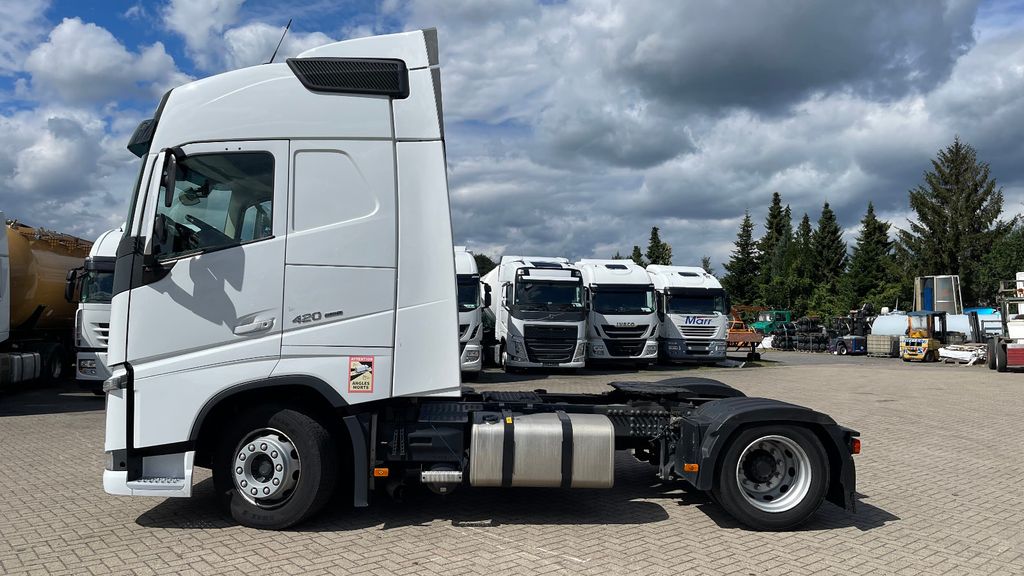 Volvo FH 420 LOWDECK MEGA GLOBETROTTER NUR 250.000 KM - Photo 5