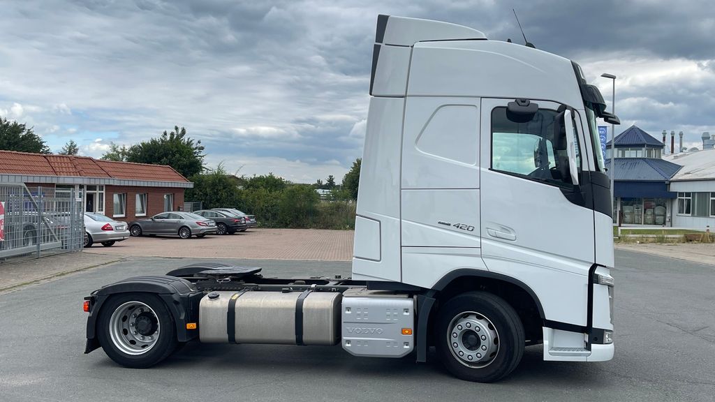 Volvo FH 420 LOWDECK MEGA GLOBETROTTER ACC FEB+ - Photo 25