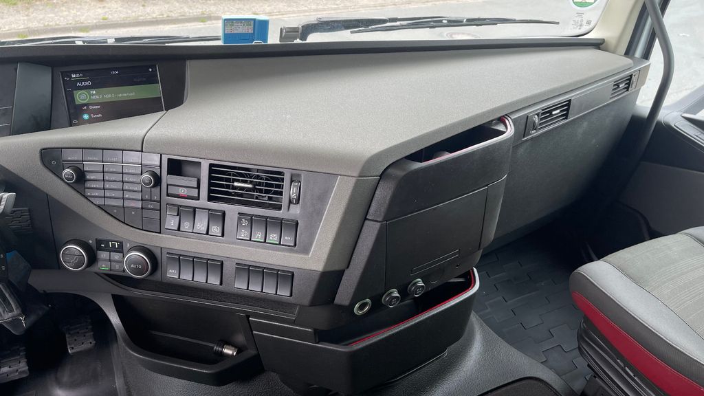 Volvo FH 420 LOWDECK MEGA GLOBETROTTER ACC FEB+ - Photo 29